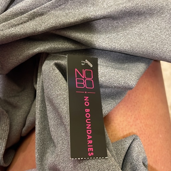 NEW Gray and Peach Hoodie w/peach color snaps that open on sides “Babe!” - Picture 6 of 6